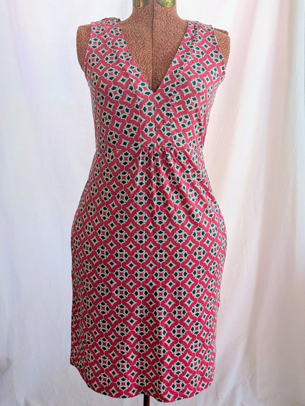 Boden Sleeveless V-Neck Jersey Dress Pink Teal Geometric Print US 4P UK 8P